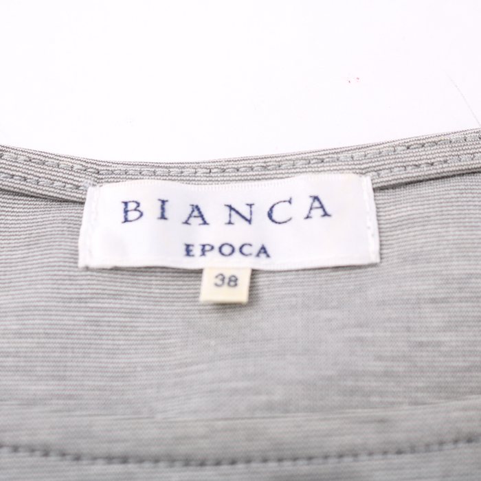 エポカ 半袖Ｔシャツ トップス カットソー BIANCA 三陽商会 レディース 38サイズ グレー EPOCA 【中古】｜EPOCA｜店舗買取｜トップス＞Tシャツ/カットソー｜USEDのアパレル通販サイト  - SMASELL（スマセル）