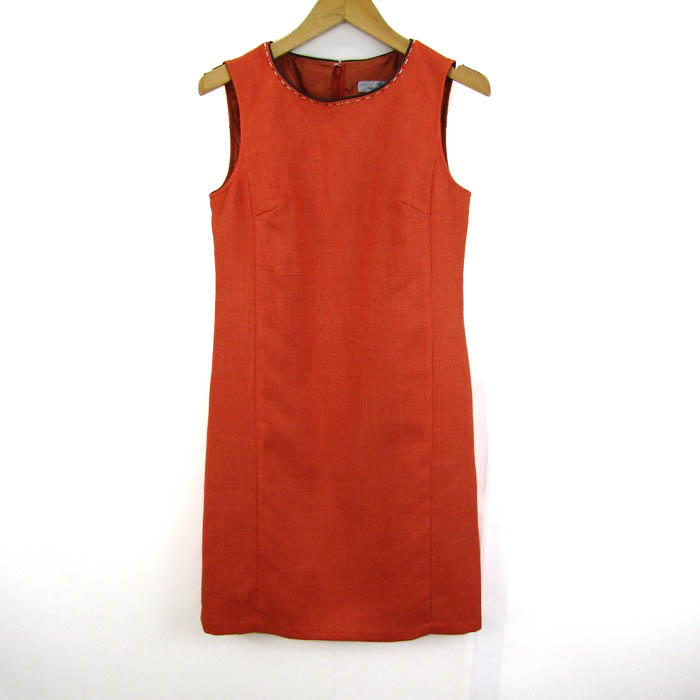 【タグ付美品】　フォクシー　ニット　セーター　半袖　オレンジ　サイズ40 フォクシーFOXYニットベストオレンジカラー【橙色】サイズ40