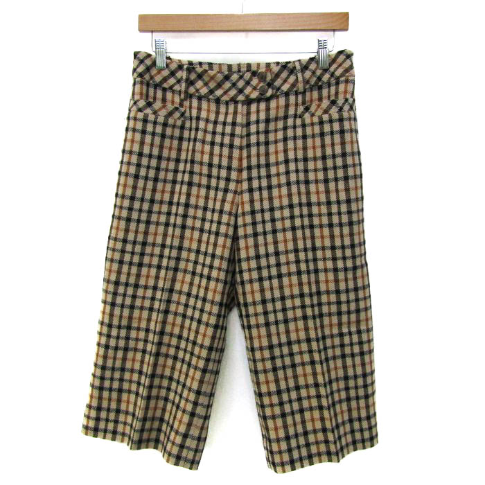 DAKSレディースGOLFセットアップ DAKSレディースGOLFセットアップ