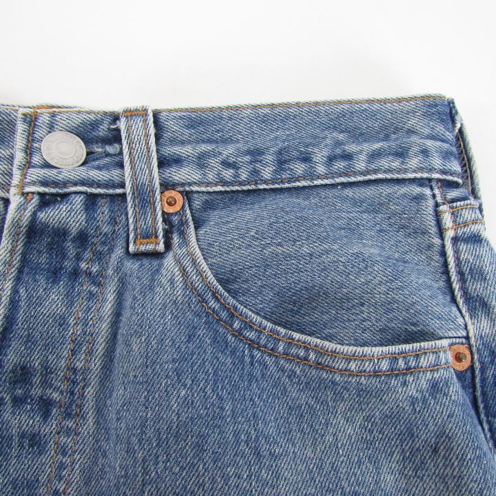 Levis リーバイス はいウエストショートパンツ デニム，サイズ:W27) 501® ハイウェストショートパンツ – リーバイス®公式オンライン