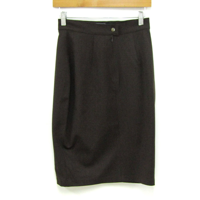 A.P.C. アーペーセー　marla スカート　ブラック系　花柄 A.P.C. アーペーセーmarla スカートブラック系花柄