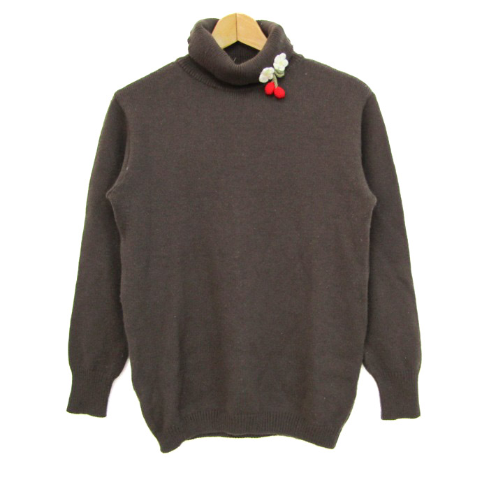 ワンダフルワールド いちごモチーフ 手編み風 苺 ニット セーター 黒