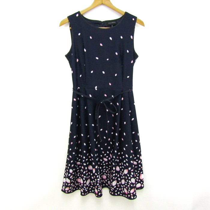 セール】クロエネイビーとホワイトの花柄ノースリーブワンピース