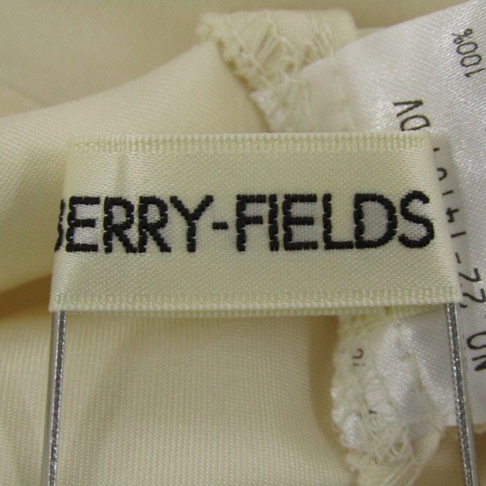 ストロベリーフィールズ 新品未使用 スカート STRAWBERRY-FIELDS（ストロベリーフィールズ）｜フレアー