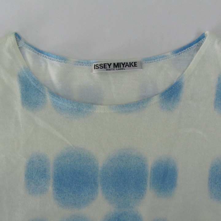 イッセイミヤケ 半袖Ｔシャツ クルーネック トップス レディース 3サイズ ブルー×ホワイト ISSEY MIYAKE イッセイミヤケ 半袖Tシャツ クルーネック トップス レディース