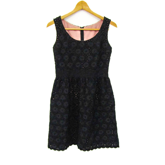 試着のみ　Cynthia Rowley シンシアローリー ピンク　レースのポケットお花ニット カーディガン　サイズ　２ ルック「シンシア ローリー」2020年春夏ニューヨーク・コレクション