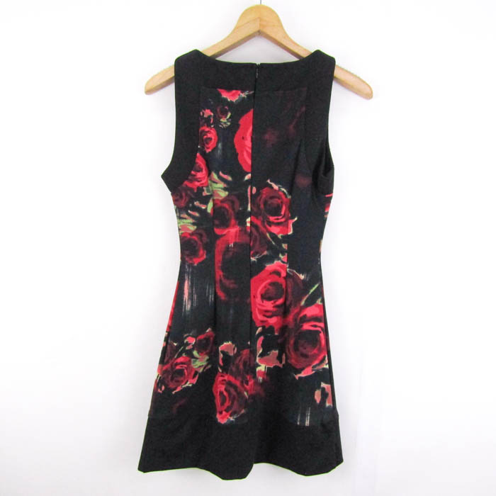 リナシメント　大人な魅力　誰とも被らない引き寄せワンピース　8月10日まで リナシメント RINASCIMENTO チェーンプリントブランジングワンピース