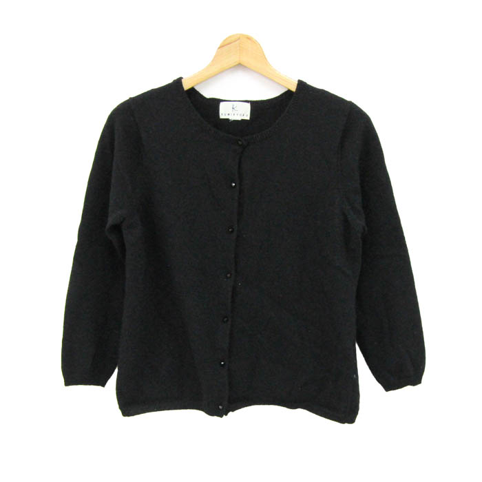 【美品！】組曲★ 長袖ノーカラージャケット 大きいサイズ6 黒 プリーツデザイン フロントフック シンプルビューティーシルエット♪＊F1428 KUMIKYOKU NAVYダブルクロスストレッチ ノーカラーコート ⁄ 組曲