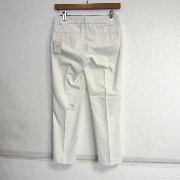 まみ① ユニクロ ストレッチクロップドパンツ 未使用 221-138623 ボトムス 白