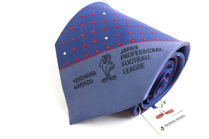 Jリーグ ネクタイ 横浜マリノス Jリーグ オフィシャルグッズ サッカー 未使用タグ付 メンズ ブルー Jleague  【中古】｜Jleague｜店舗買取｜フォーマルスーツ/小物＞ネクタイ｜USEDのアパレル通販サイト - SMASELL（スマセル）