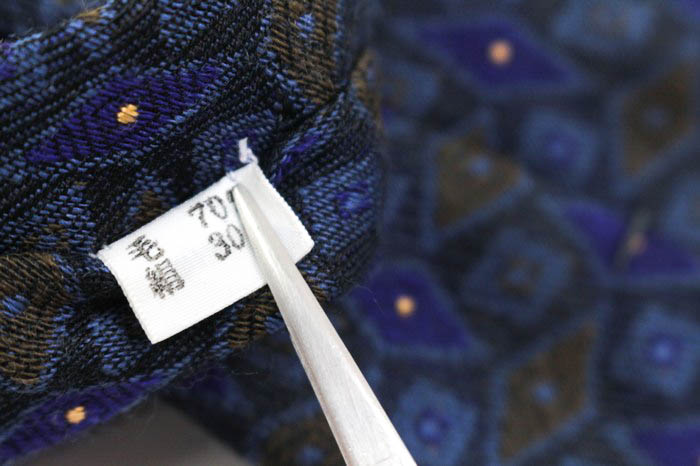 Dior ネイビー 幾何学模様 ネクタイ　メンズ　ディオール Dior ネイビー 幾何学模様 ネクタイ メンズ ディオール