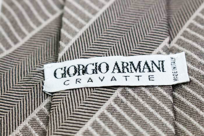 ジョルジオアルマーニ ブランド ネクタイ シルク ストライプ柄 伊製生地 PO メンズ グレー GIORGIO ARMANI 【中古】｜GIORGIO  ARMANI｜店舗買取｜フォーマルスーツ/小物＞ネクタイ｜USEDのアパレル通販サイト - SMASELL（スマセル）