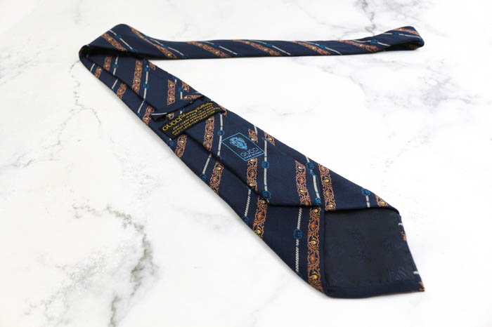 GUCCI ネクタイ 紋章柄 ネイビー 【公式通販】