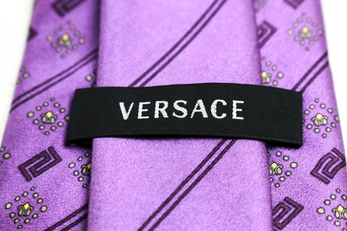 ヴェルサーチ ブランド ネクタイ メデューサ柄 ストライプ柄 小紋柄 シルク イタリア製 PO メンズ パープル VERSACE 【中古】｜ VERSACE｜店舗買取｜フォーマルスーツ/小物＞ネクタイ｜USEDのアパレル通販サイト - SMASELL（スマセル）