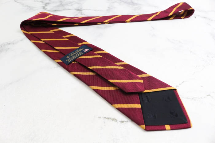 【美品】Brooks Brothers ネクタイ ストライプ柄 赤 白 米国製 ブルックスブラザーズ ブランド ネクタイ ストライプ柄 ライン柄