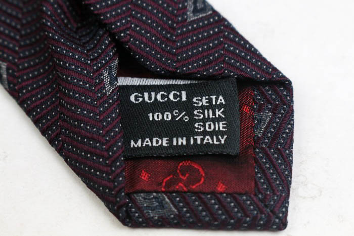 GUCCI ネクタイ ストライプ柄 ダークブラウン GUCCI グッチ ネクタイ 新作 蜂 GG柄 ストライプ 赤 黒 青