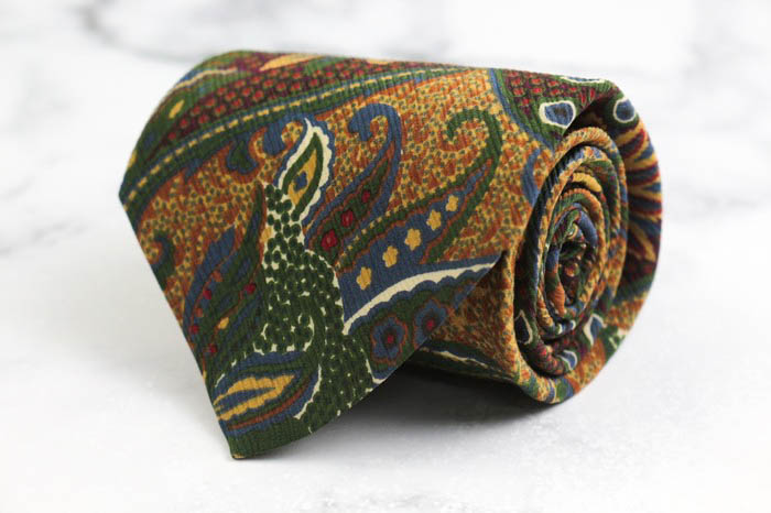 3785✨極美品✨ヒューゴボス ネクタイ ペイズリー 花柄 ヒューゴボス