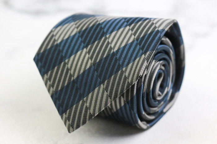 jun ashida ジュン アシダの絹100%ブラウスボウタイブルー