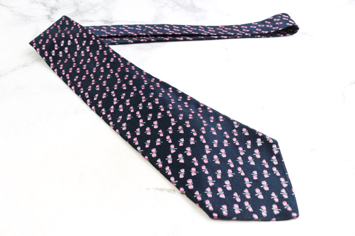 Charvet シャルべ シルク 花柄 ネクタイ ネイビー ブルー Charvet シャルべ シルク 花柄 ネクタイ ネイビー ブルー