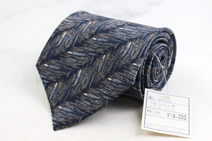 タグ付きバレンシアガ新品未使用ネクタイ☆絹100% BALENCIAGA