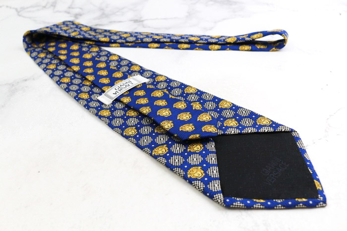 1990年 ファッション VERSACE ヴェルサーチ イタリア製黒と金の花柄