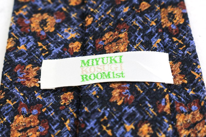 lycee ネーブル　男嫌いなバッキー　2枚 320-4881-color01.jpg