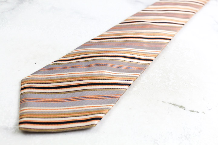 エルメス 高級ネクタイ ストライプ柄 ベージュ スペシャルスタイルセレクション ブランド ネクタイ ストライプ柄