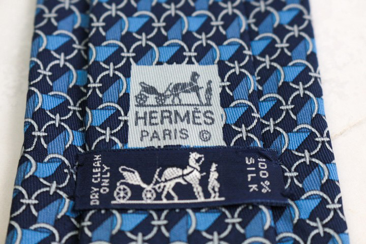 【美品】HERMES ネクタイ ネイビー ストライプ エルメス HERMES ネクタイ ウール シルク混 レギュラータイ ストライプ