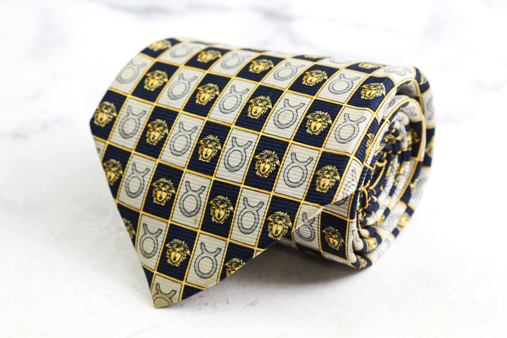 GIANNI VERSACE ネクタイ　シルク メデューサ柄 日本製