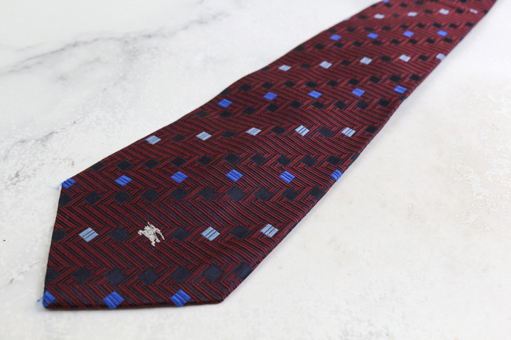 未使用☆バーバリー　ホースロゴ　ストライプ　ブルー　ネクタイ 美品】BURBERRYバーバリー ネクタイ ホースロゴ ブルー系 高級