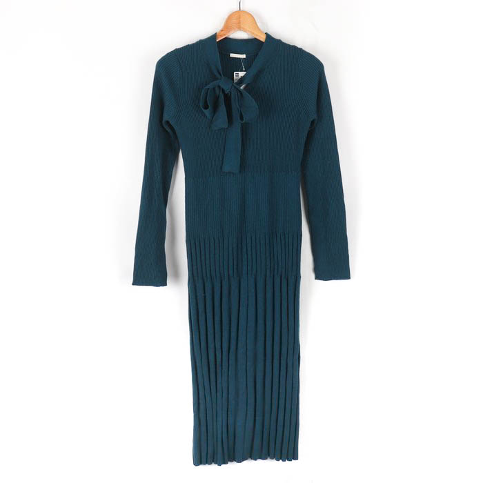 ジーユー ボウタイニットワンピース 長袖 未使用 251-342751 トップス 