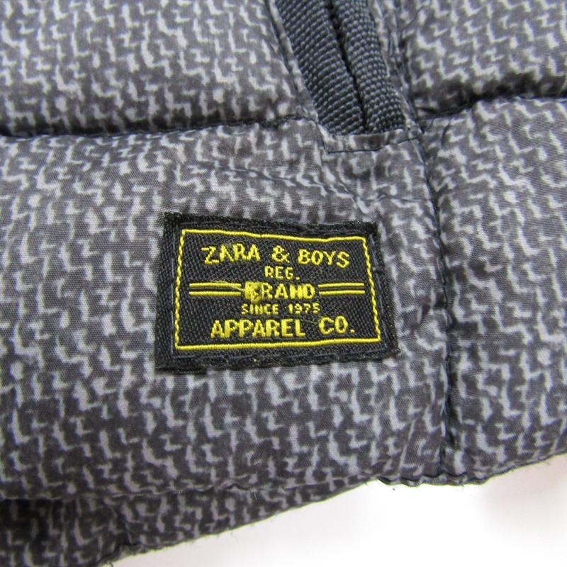 ザラ ダウンベスト 中綿入り アウター キッズ 男の子用 5/6 116サイズ  