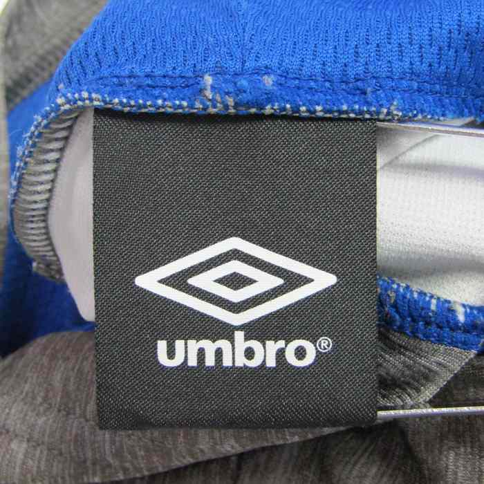 アンブロ パーカー トップス プルオーバー サッカー スポーツウエア キッズ 男の子用 150サイズ グレー UMBRO 【中古】｜UMBRO｜店舗買取｜ママ＆ベビー＞その他ベビーウェア｜USEDのアパレル通販サイト  - SMASELL（スマセル）