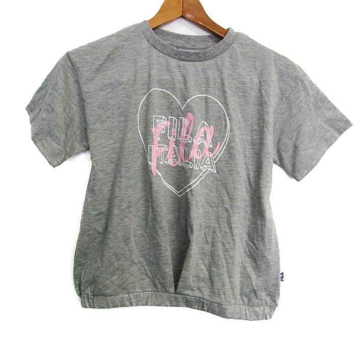 フィラ 半袖Ｔシャツ トップスロゴTハートスポーツウエア未使用品 キッズ 女の子用 140サイズ グレー FILA  【中古】｜FILA｜店舗買取｜ママ＆ベビー＞その他ベビーウェア｜USEDのアパレル通販サイト - SMASELL（スマセル）