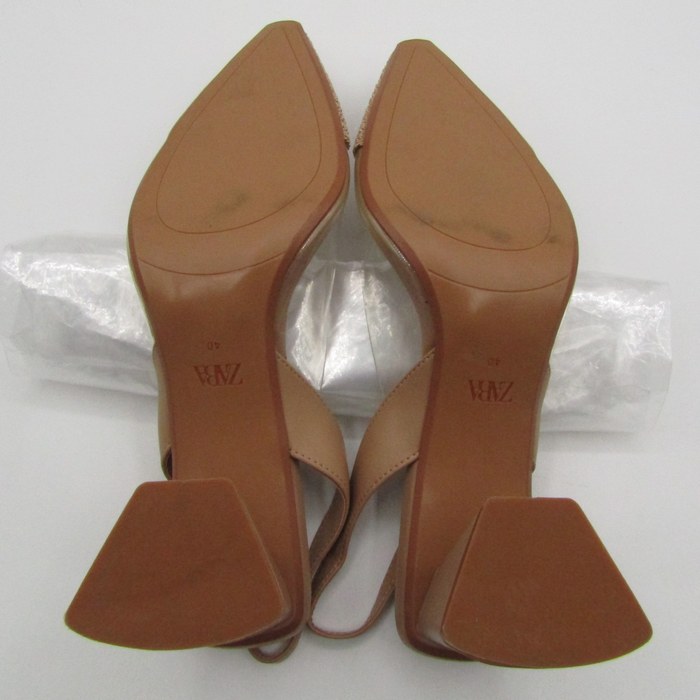 BALLY 40パンプス ベージュZARA BALLY 40パンプス ベージュZARA