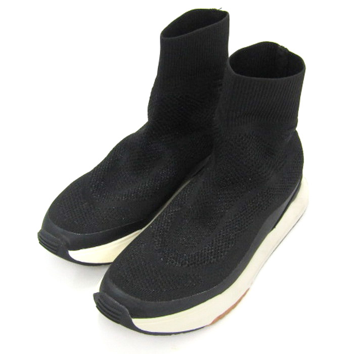 新品☆ZARA ザラ スタッズ付きアンクルブーツ 37 ブラック 24cm 新品☆ZARA ザラ スタッズ付きアンクルブーツ 37 ブラック 24cm
