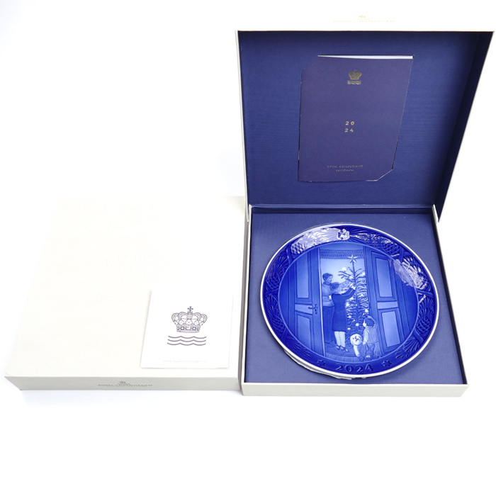 Royal Copenhagen ロイヤルコペンハーゲン イヤープレート 2024 楽しみなクリスマス 皿 ブルー 1901124(1070754) クリスマスプレート【未使用】【買取品】