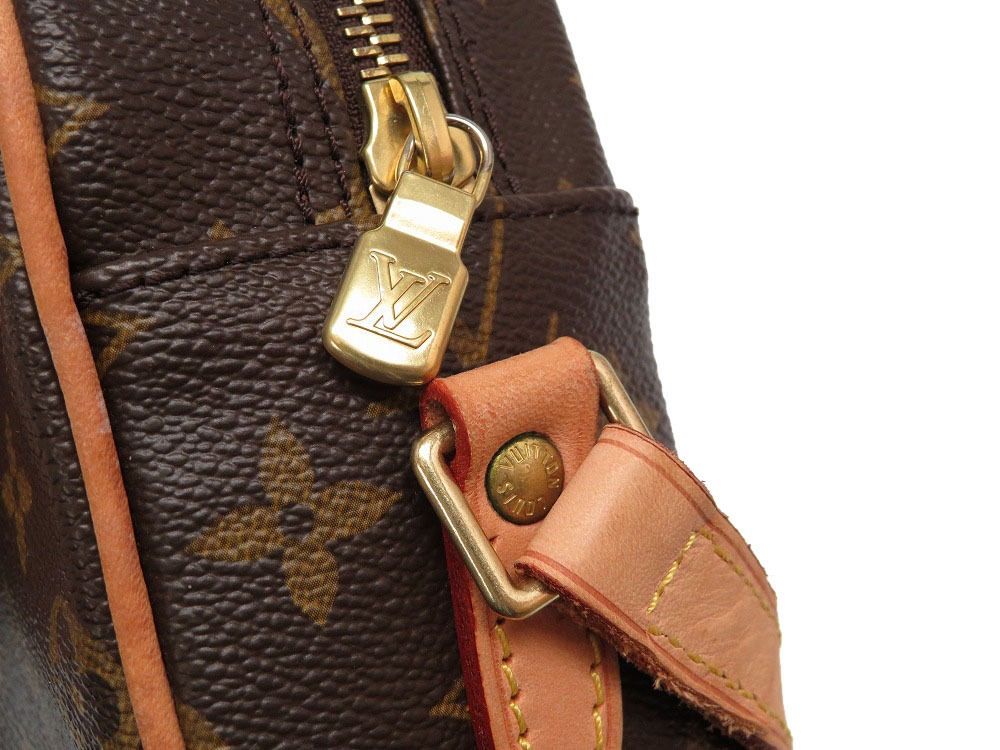 Louis Vuitton Monogram Trocadero 27 Crossbody Bag 914lv49