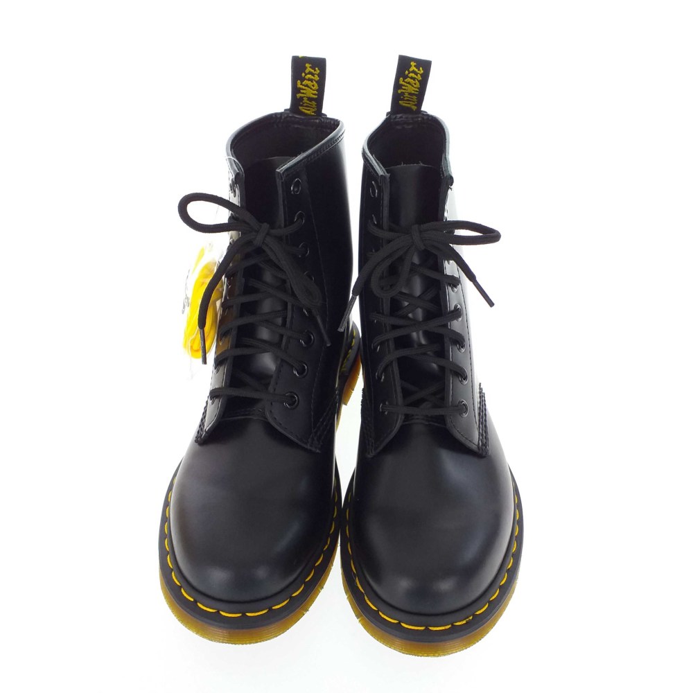 dr marten 8 hole boots