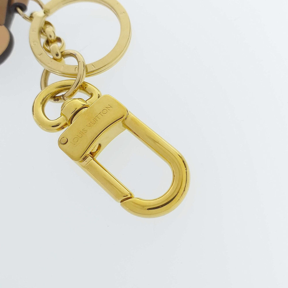 Shop Louis Vuitton 2024 SS M01428 New Nebula Mini Keepall key ring