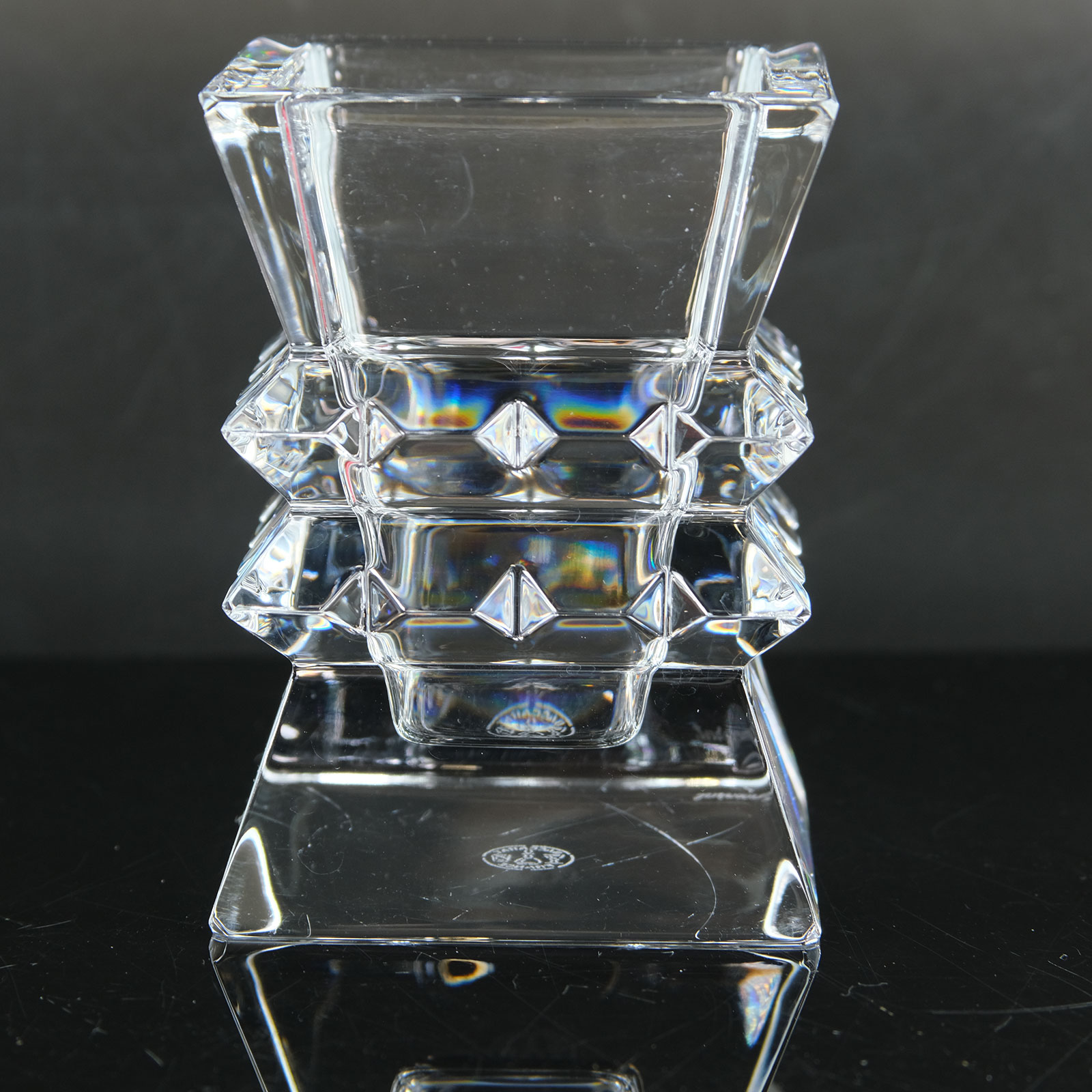 Baccarat バカラ フワラーベース 花瓶 9cm コロンビーヌ クリスタル ユニセックス 花瓶 中古 Smasell スマセル 公式通販 サスティナブルアウトレットモール スマセル