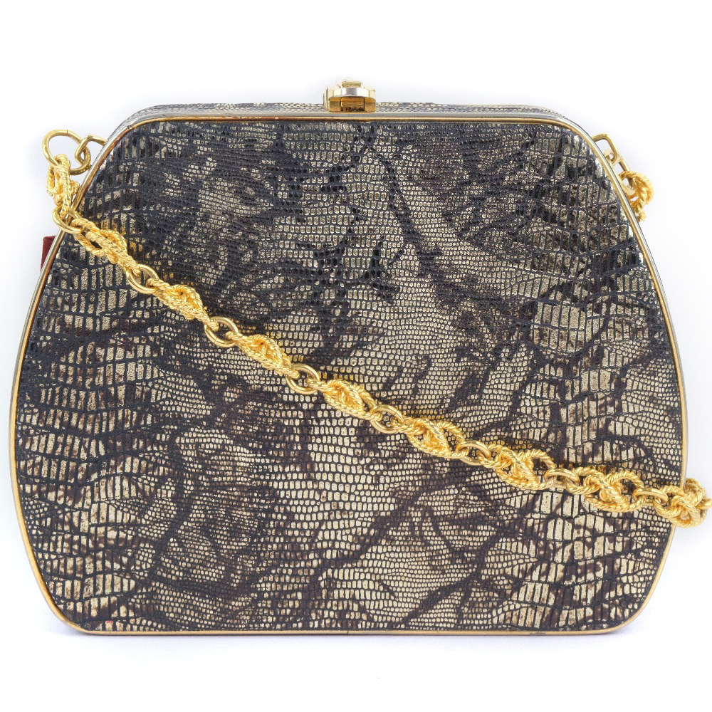 【FENDI】フェンディ チェーンバッグ レザー ゴールド レディース ショルダーバッグ【中古】