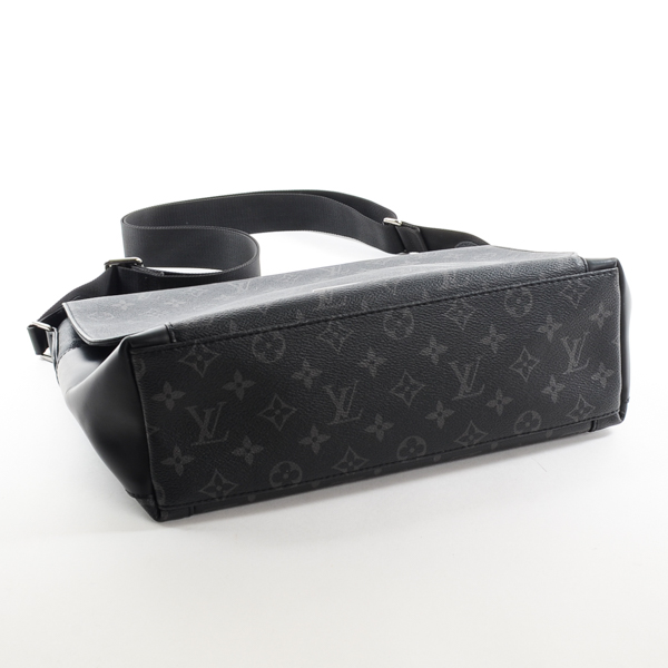 Louis Vuitton Messenger Explorer MM M40539 Shoulder Bag Monogram Eclipse mens | eBay
