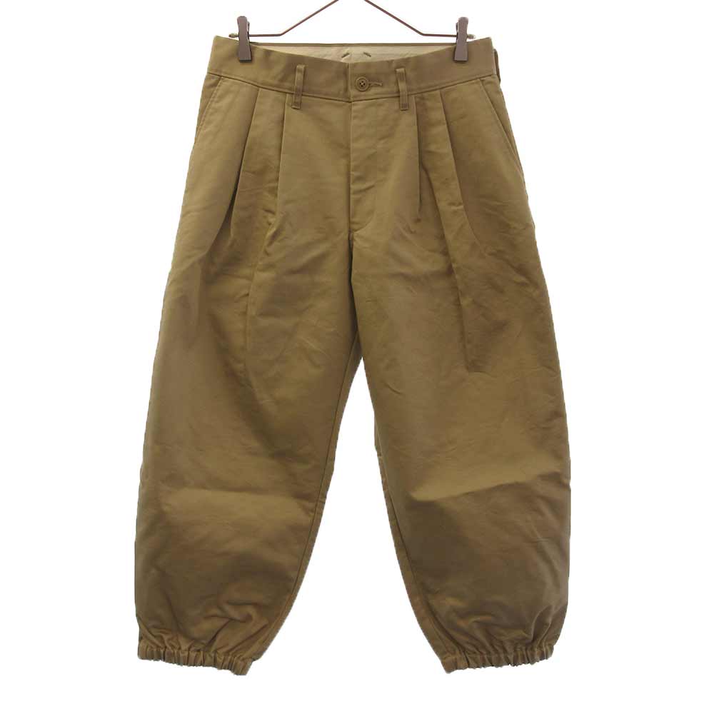 baggy beige