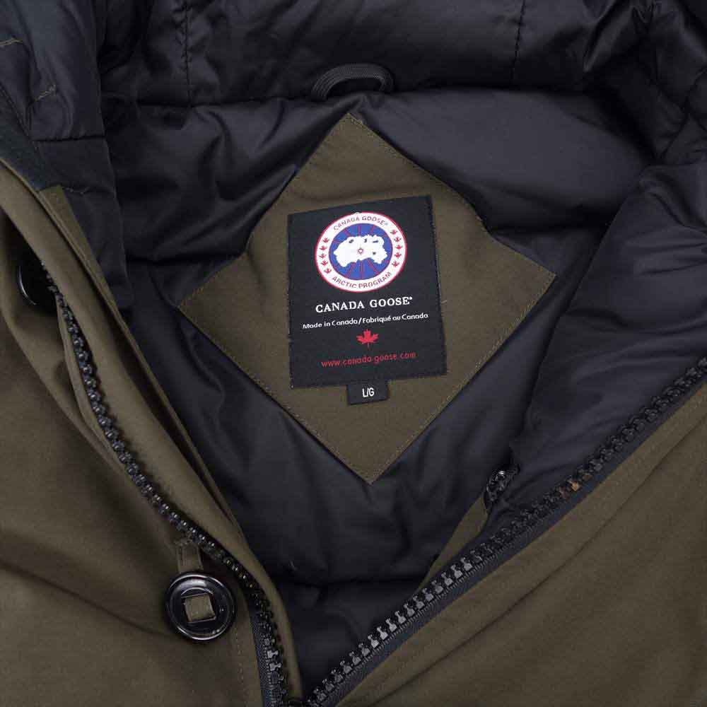 大人気高品質 CANADA GOOSE - CANADA GOOSE(カナダグース)2300JM