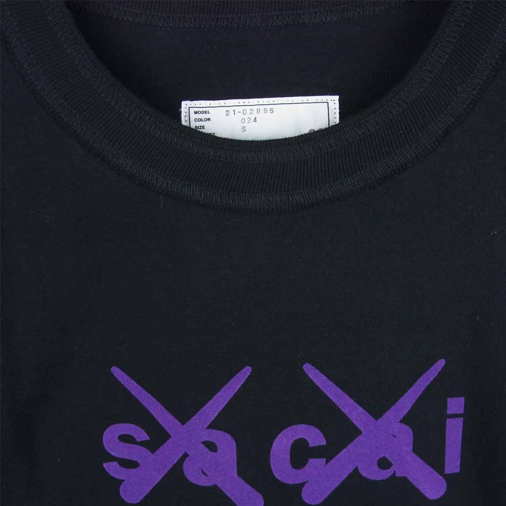 Sacai サカイ 半袖Ｔシャツ 21SS 21-0288S KAWS カウズ Flock Print T-Shirt フロックロゴ プリント 半袖  Tシャツ ブラック系 5【新古品】【未使用】