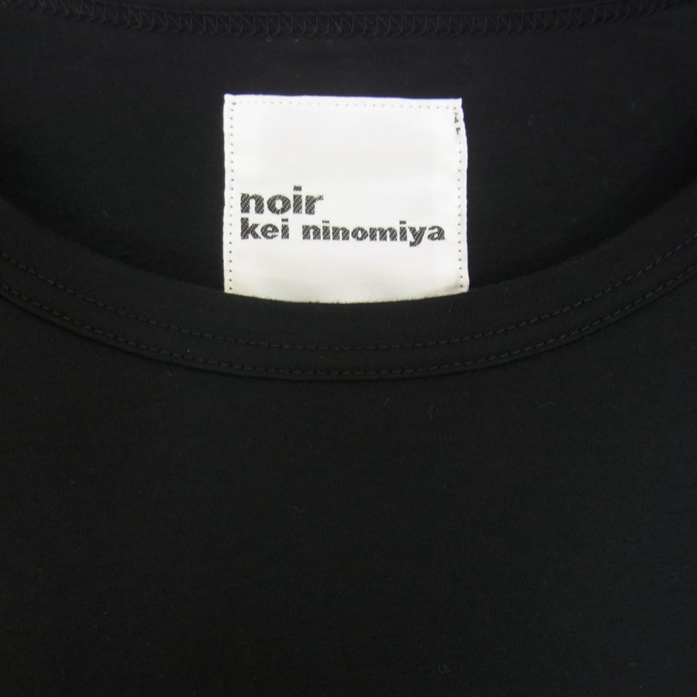 2022高い素材 noir kei ninomiya 半袖カットソー ロゴT