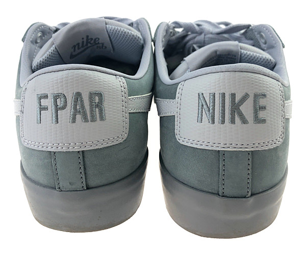 NIKE ナイキ スニーカー DN3754-001 SB × FPAP ZOOM BLAZER LOW QS