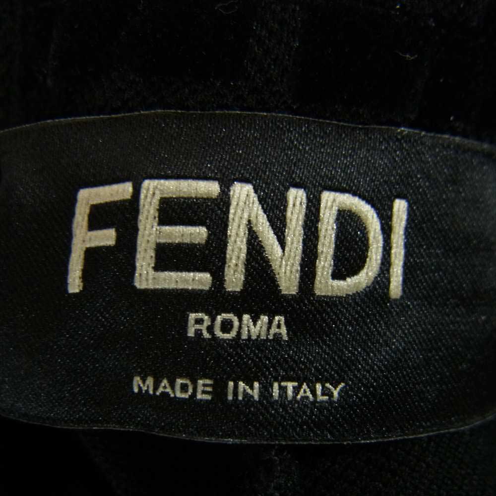 FENDI フェンディ ショートパンツ 21SS FB0689 A7D5 ズッカ ロゴ