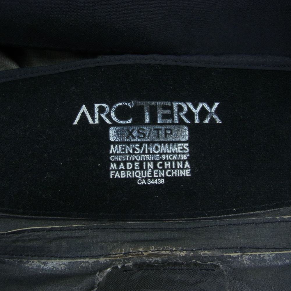 ARC'TERYX アークテリクス ナイロンジャケット CA34438 アルファSV GORE-TEX ゴアテックス マウンテンジャケット ブラック系  XS ARC'TERYX USED/古着（その他アウター）｜ARC'TERYXのUSED/古着通販サイト - SMASELL（スマセル）